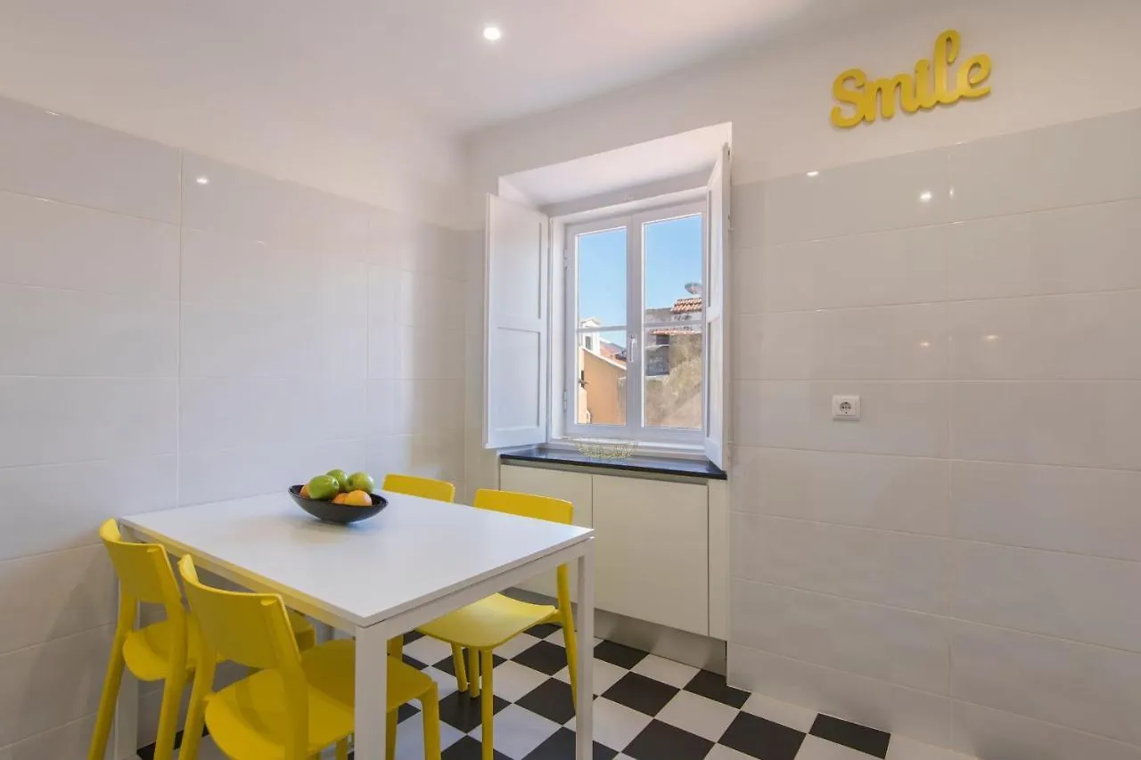 Lovelystay - Bairro Alto Terrace Wonder Lisboa