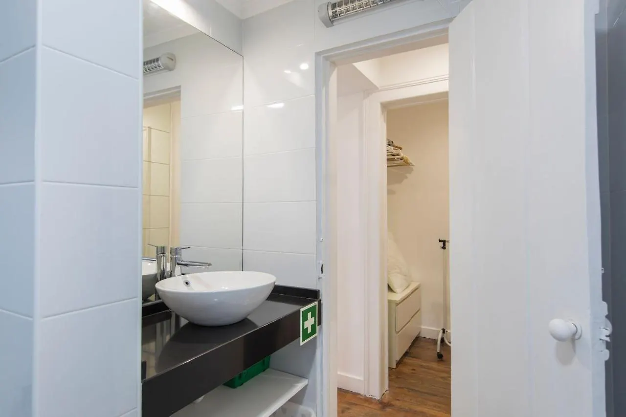 Apartment Lovelystay - Bairro Alto Terrace Wonder Lisbon