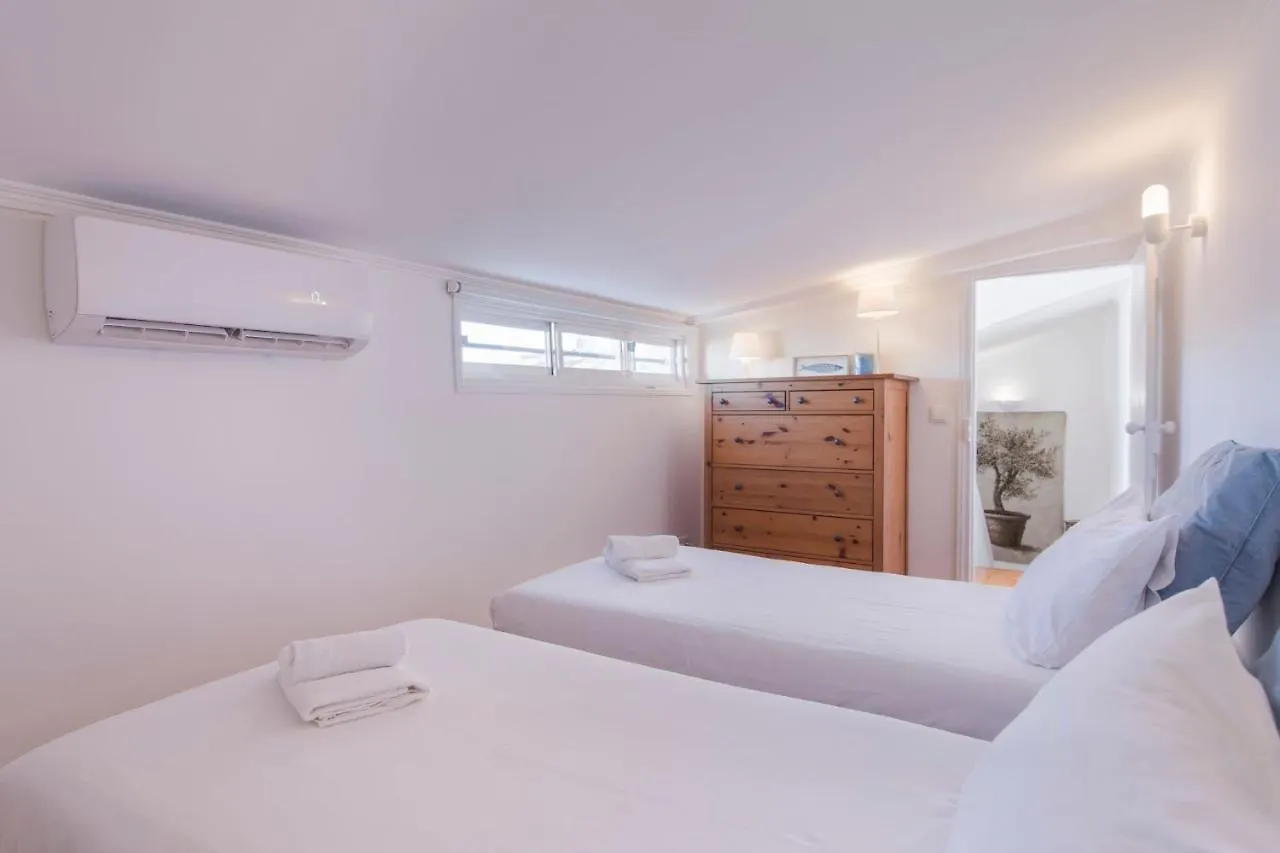 Lovelystay - Bairro Alto Terrace Wonder Lisbon Apartment