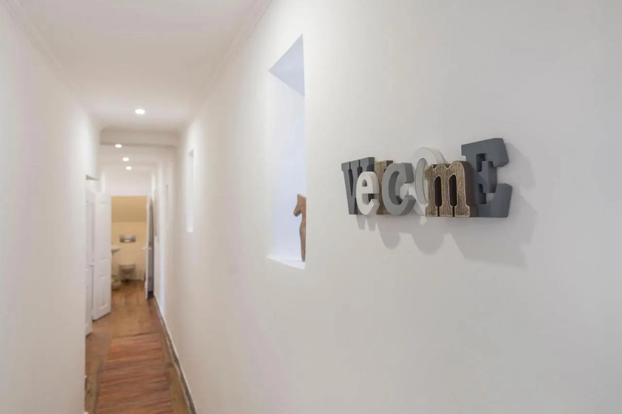 Lovelystay - Bairro Alto Terrace Wonder Lisbon Apartment