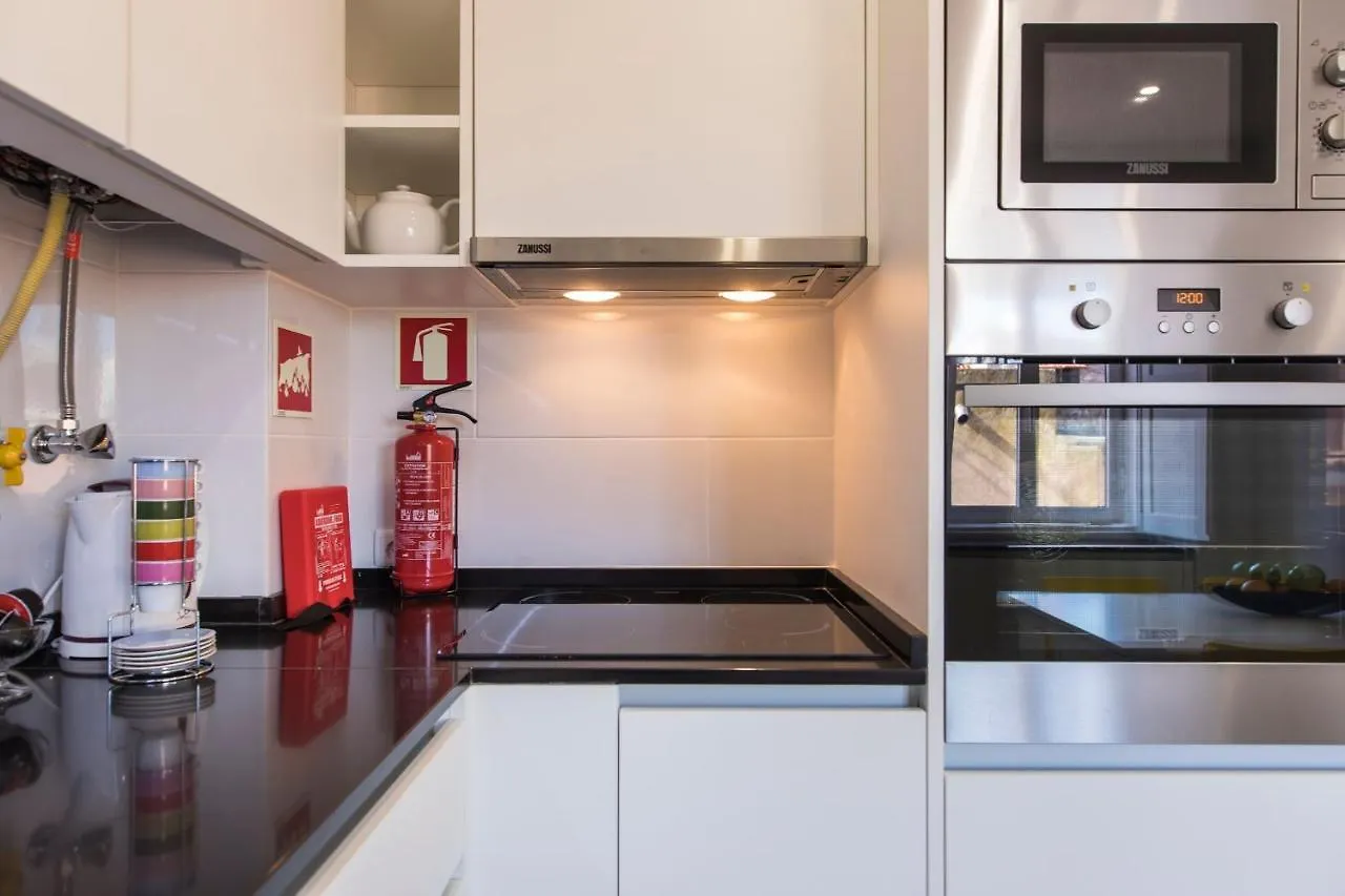 Apartment Lovelystay - Bairro Alto Terrace Wonder Lisbon