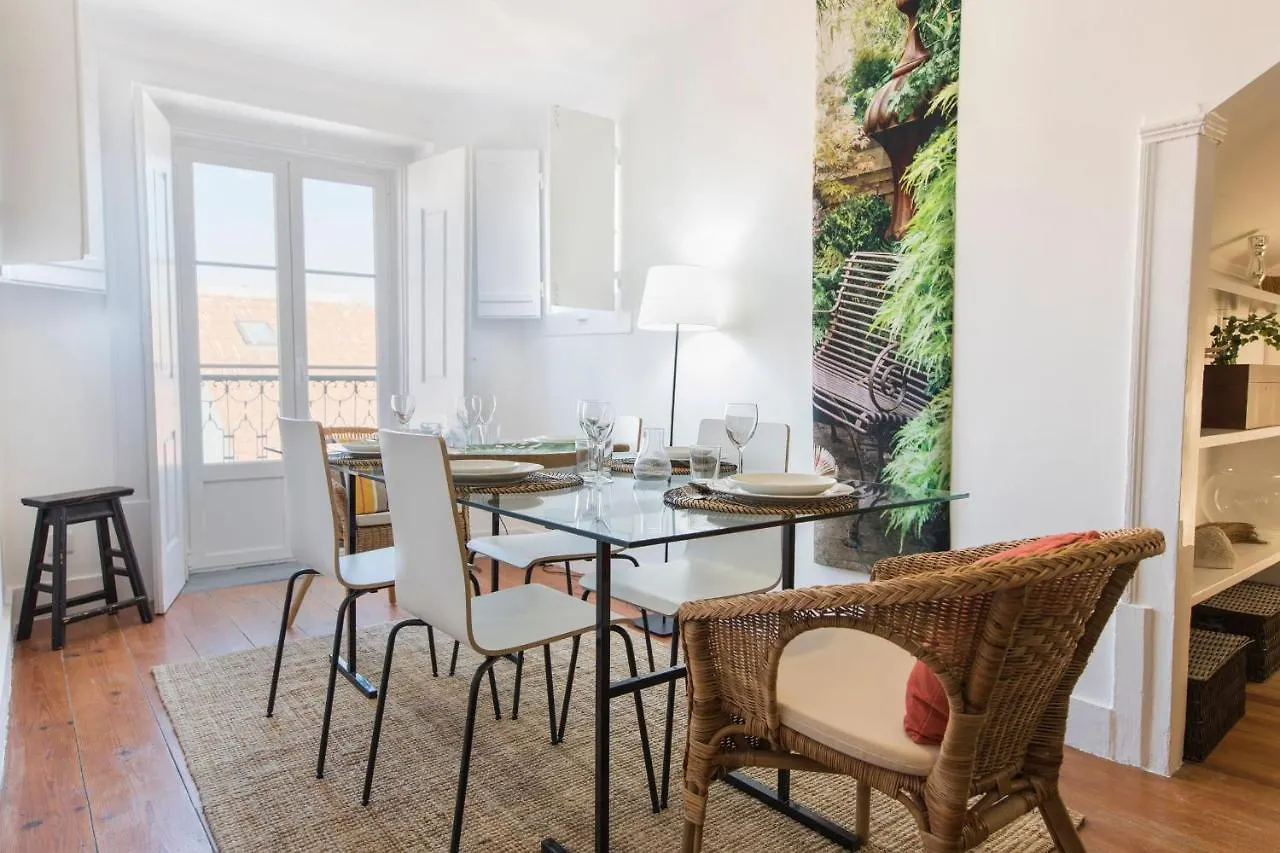 Apartment Lovelystay - Bairro Alto Terrace Wonder Lisbon